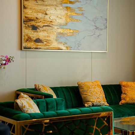 Five Palm Super Luxury Apt With Full Sea Views ドバイ エクステリア 写真